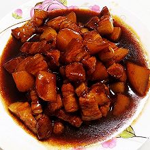 百吃不腻的红烧肉炖土豆