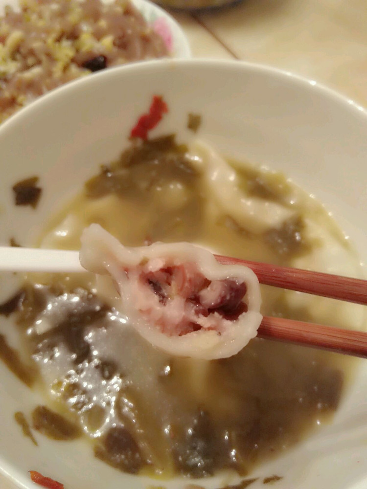 香菇木耳胡萝卜肉馅饺子的做法
