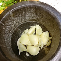 花椒擂鸡蛋 春天的味道的做法图解2