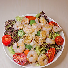 夏日缤纷虾仁沙拉