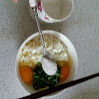 土豆鸡蛋饼的做法图解3