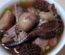 海马羊肚菌板栗鸡汤的做法