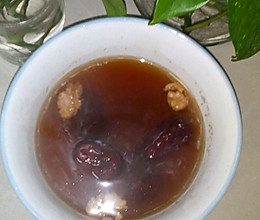 红枣桂圆加红糖汤的做法