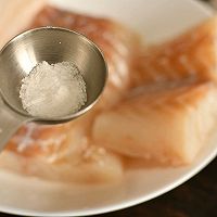 #宝宝的第一口辅食鱼#糖醋鱼块的做法图解2