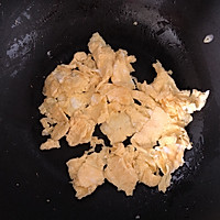蚕豆炒鸡蛋的做法图解7