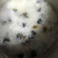 皮蛋瘦肉粥的做法图解7