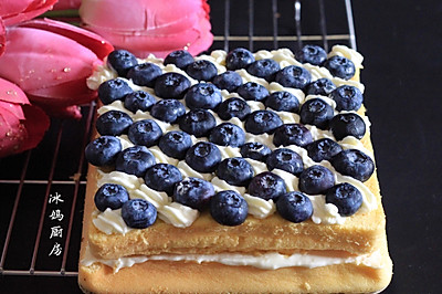 蓝莓裸蛋糕