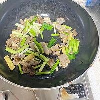 干锅花菜炒腊肉的做法图解4