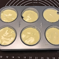 【Teemo妈妈出品】万圣节翻糖杯子蛋糕 家庭版的做法图解6