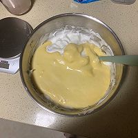 口感绵软 做法简单的杯子蛋糕的做法图解9