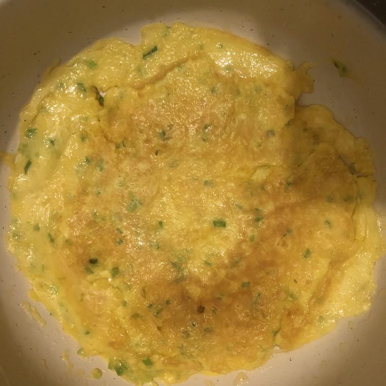 葱花鸡蛋饼的做法
