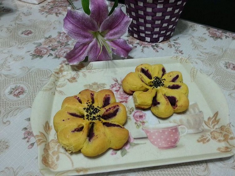 紫薯馅南瓜面包的做法