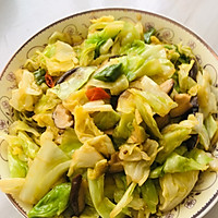 干锅香菇包菜的做法图解5