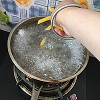 乱炒意大利面的做法图解2