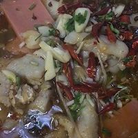酸菜鱼锅子的做法图解1