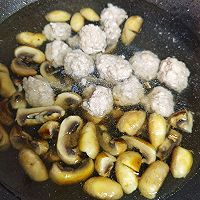 鲜美蘑菇汤的做法图解5