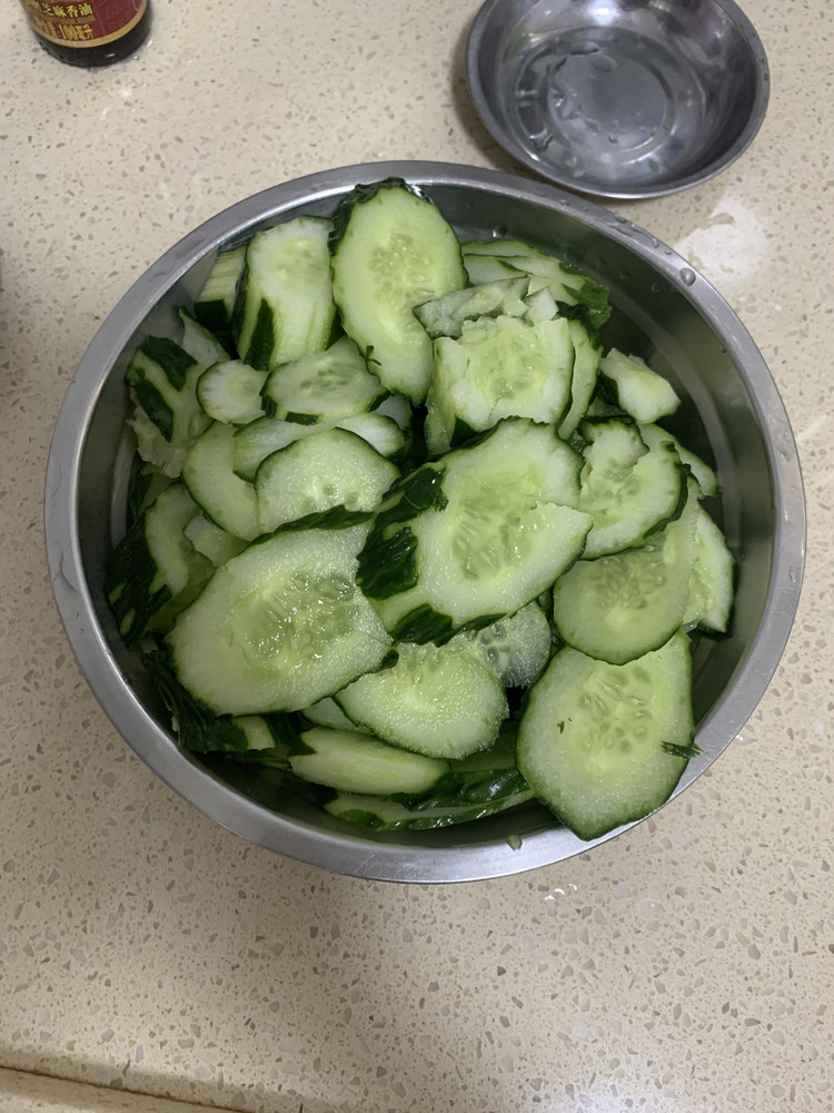 凉拌黄瓜的做法
