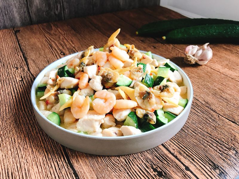 Seafood full blast, nutritious and delicious family happiness, table must be selected in holidays
