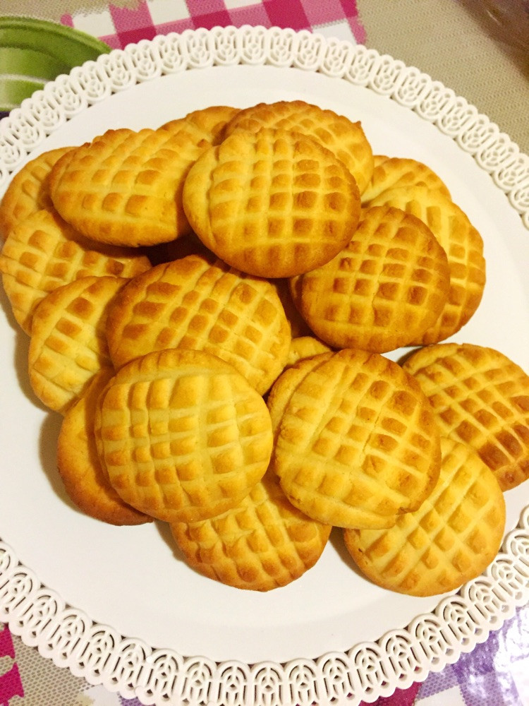 奶香饼干的做法