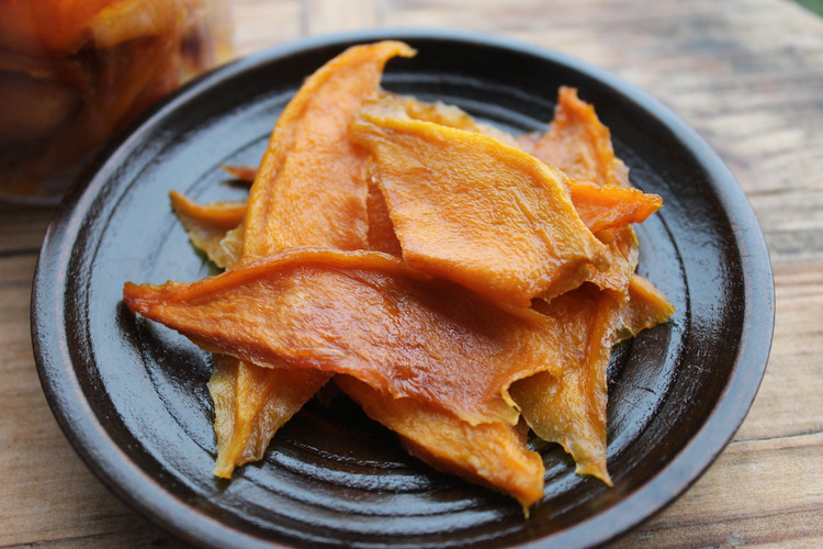新年自制小零食——芒果干的做法