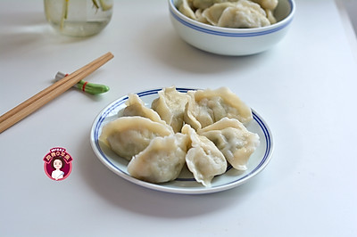 猪肉鸡蛋芹菜饺子