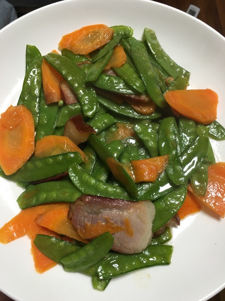 荷兰豆炒腊肉