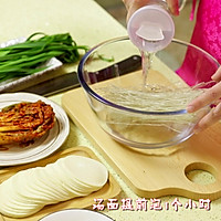 韩式辣白菜饺子的做法图解2