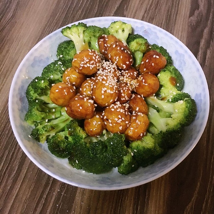 糖醋鹌鹑蛋的做法