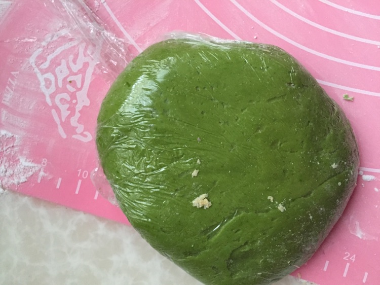 蔬菜汁韭菜饺子的做法图解12
