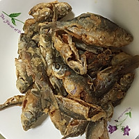 开封小吃—黄焖鱼的做法图解1