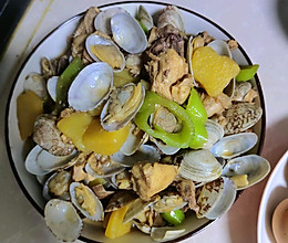 低脂高蛋白硬菜—蛤蜊炒鸡架的做法