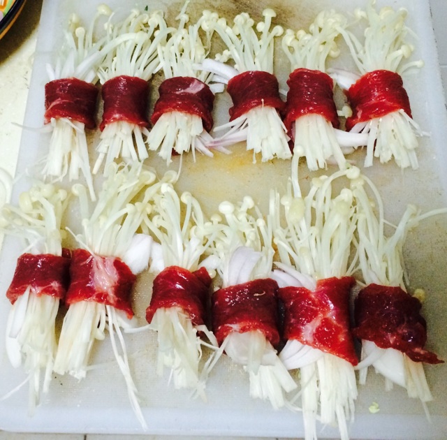 牛肉金针菇卷|爽口香浓版的做法图解3