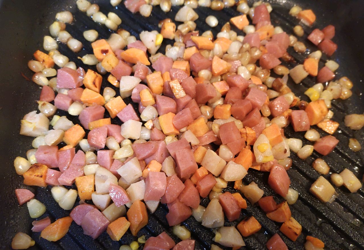 胡萝卜炒肉怎么做_胡萝卜炒肉的做法_豆果美食
