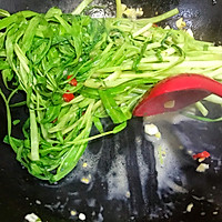 小姨妈椒丝腐乳通菜的做法图解8