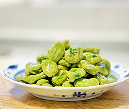 葱油蚕豆的做法