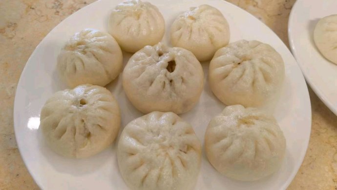 提褶包子