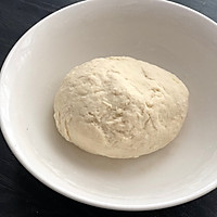 我家圣诞餐之一杂蔬虾仁香肠披萨的做法图解2