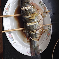 清蒸鲈鱼的做法图解5