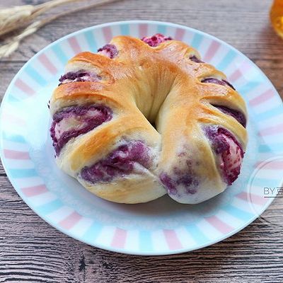 紫薯环形面包