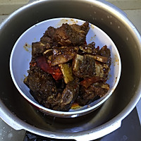 红烧牛排骨的做法图解5