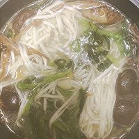 香菇黄花青菜面的做法图解6