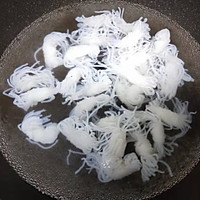 #夏日开胃餐#凉拌魔芋结 鲜辣爽口开胃下饭菜的做法图解2