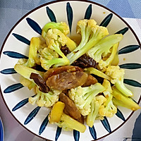 #一学就会快手菜#椰菜花炒腊味的做法图解11