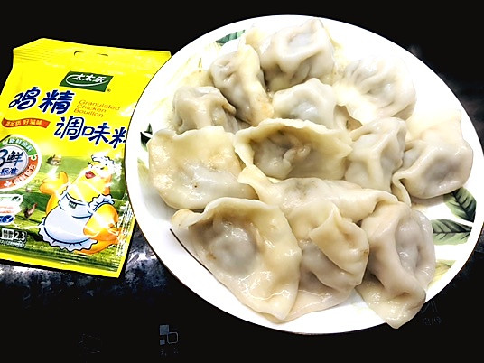 沙葱肉馅水饺的做法