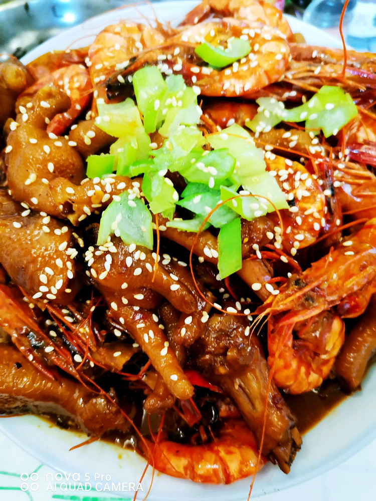 减肥美食——DIY明虾鸡爪煲!的做法