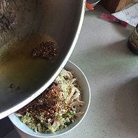 黄脆鸡脯丝的做法图解4