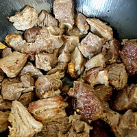 土豆牛腩的做法图解3