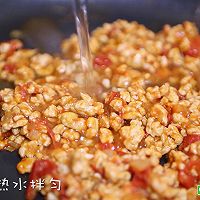 宝宝辅食食谱  番茄肉酱剪刀面的做法图解12