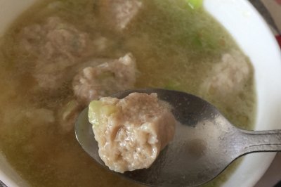 五花鸡胸肉丸