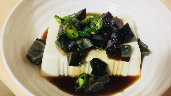 皮蛋豆腐